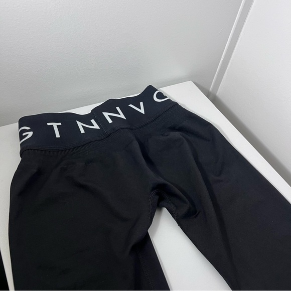 NWT NVGTN Black Sport Seamless Leggings - Picture 8 of 10